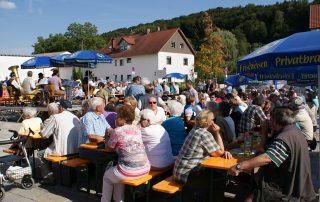Dorfkirta Saal a.d. Donau